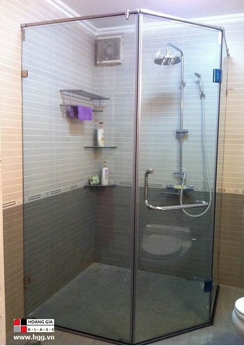Phòng tắm kính - Công Ty TNHH Thương Mại & Phát Triển Quốc Tế Hoàng Gia